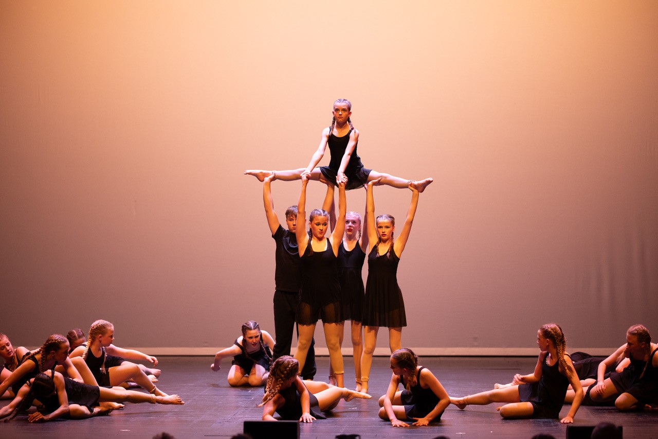 Redroofs Dance Programme